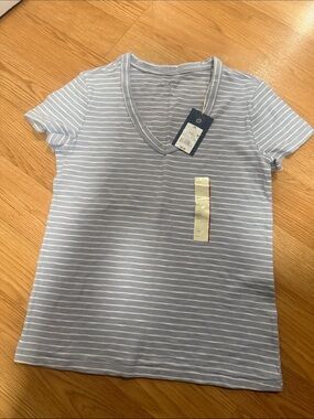 Light Blue & White Striped V-Neck Tee universal trade S-XS…336